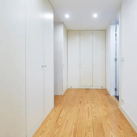 Inglesinhos Convento 2 - Cheerful Лісабон