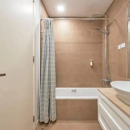 Апартаменти Inglesinhos Convento 2 - Cheerful *