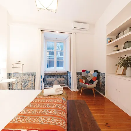 Апартаменти Inglesinhos Convento 2 - Cheerful *