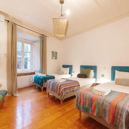 Inglesinhos Convento 2 - Cheerful