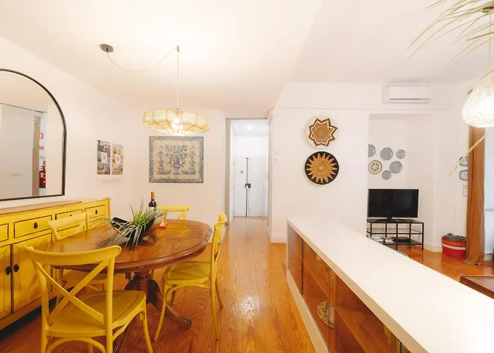 Inglesinhos Convento 2 - Cheerful * Lisbon